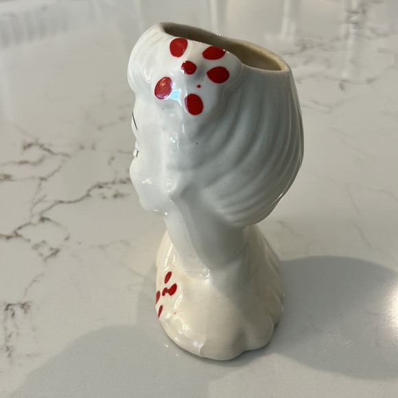 Vintage 1950s White and Red Vintage Lady Head Vase Glamour Girl - Picture 3 of 7